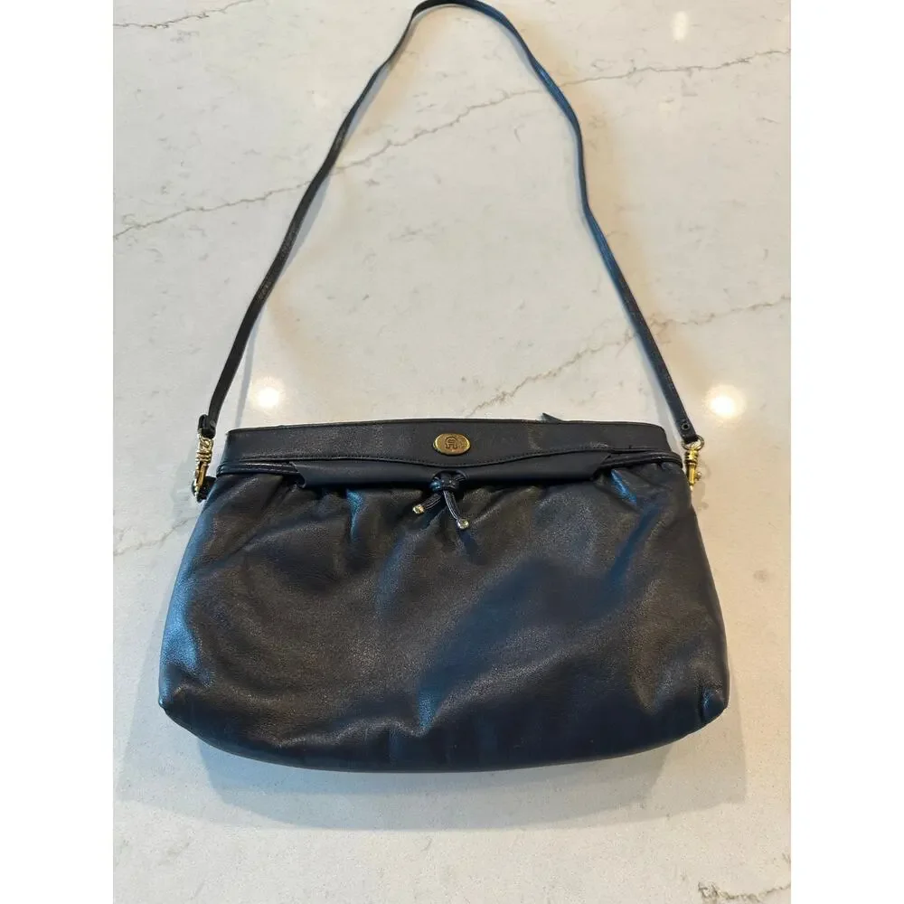 Vintage Etienne Aigner Navy Leather Mini Shoulder Bag 90’s Y2K Minimalist Purse